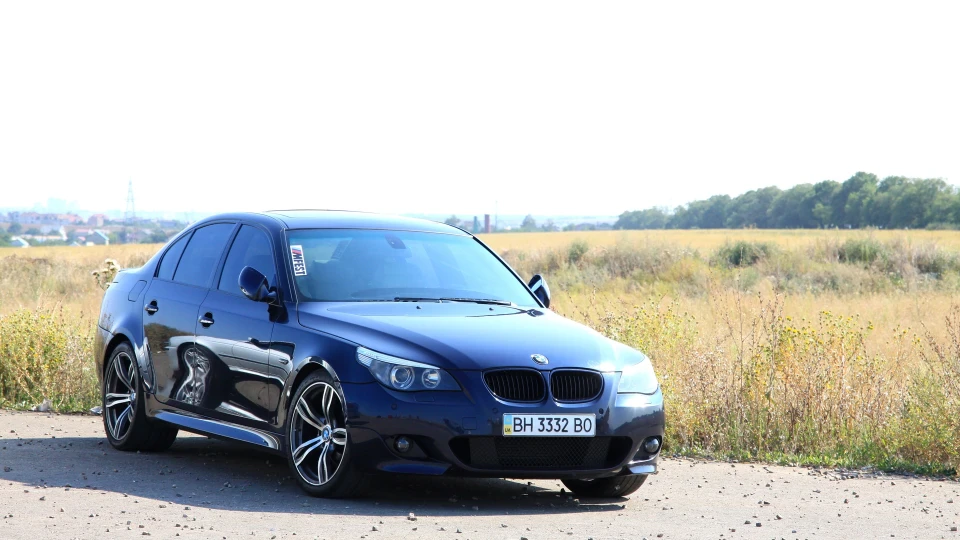 BMW 5 series Individual TURBO 300+ 4
