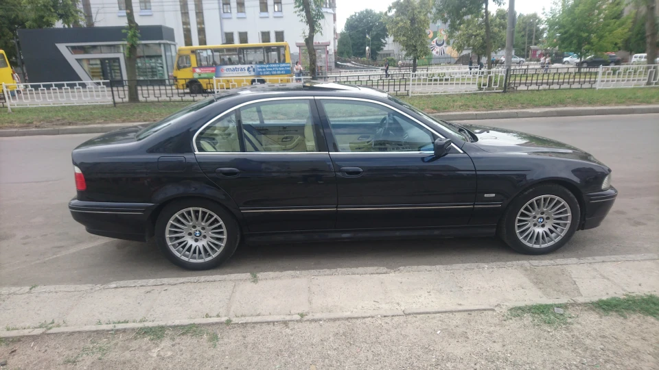 BMW 5 series individual 3