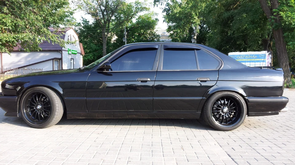 BMW 5 series КРІПКА 2
