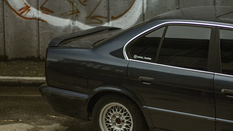 BMW 5 series Лазуріт 3