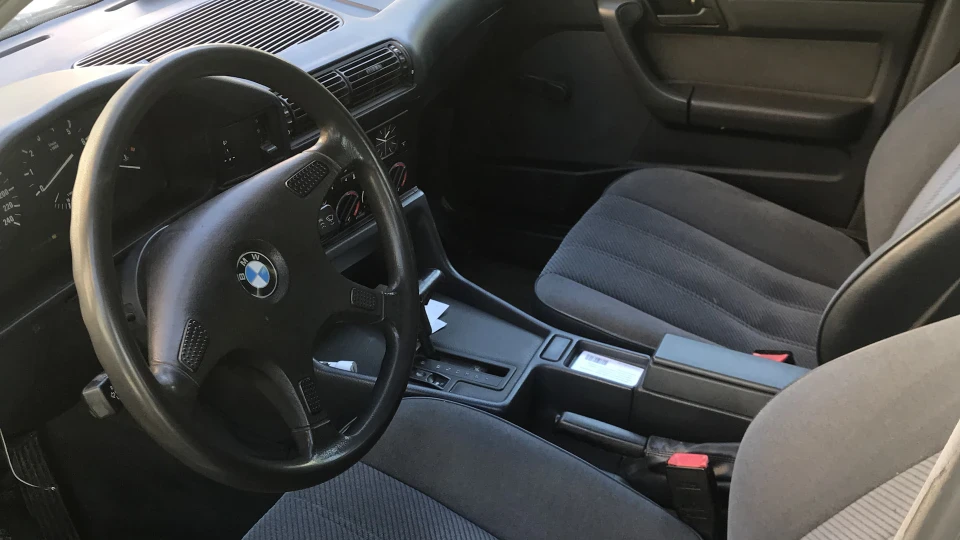 BMW 5 series легенда 3