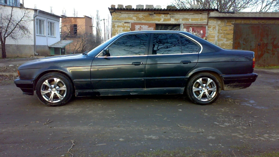 BMW 5 series M50B20 4