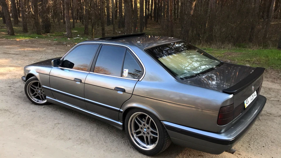 BMW 5 series M50b20tu