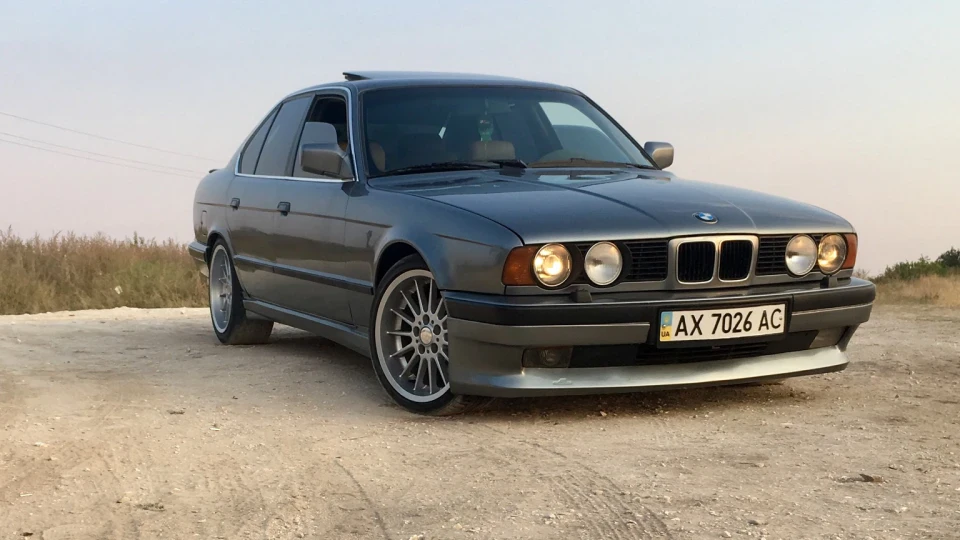 BMW 5 series M50b20tu 4