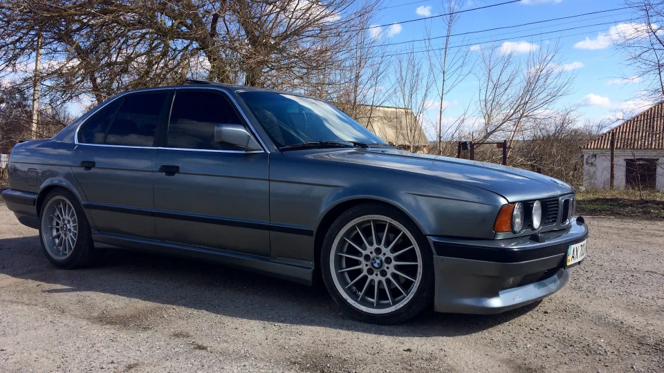 BMW 5 series M50b20tu 5