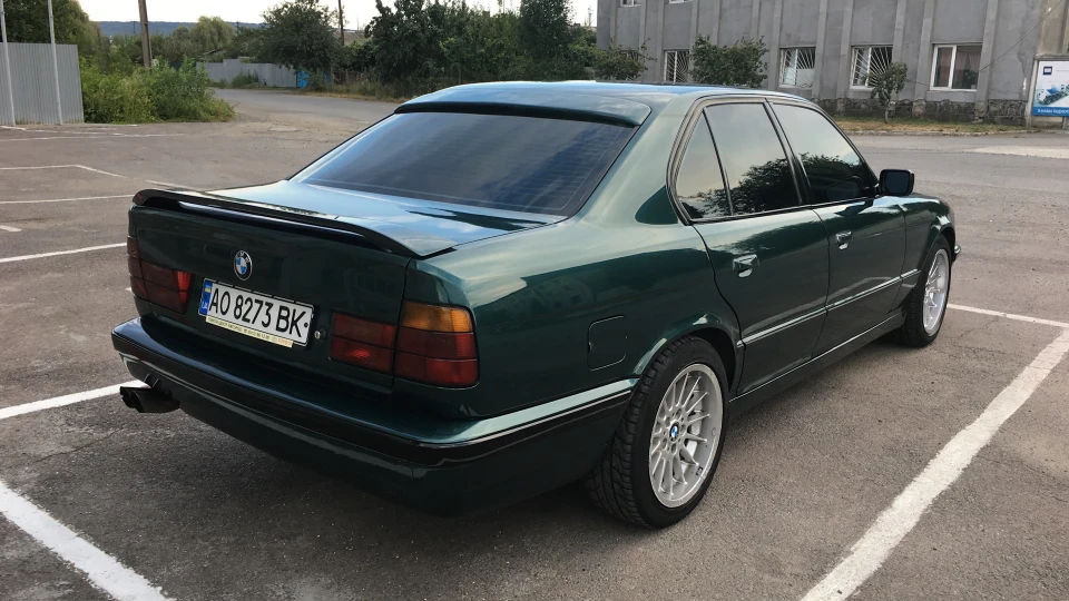 BMW 5 series M50B25i 3