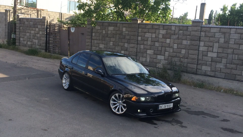 BMW 5 series m50b30 3