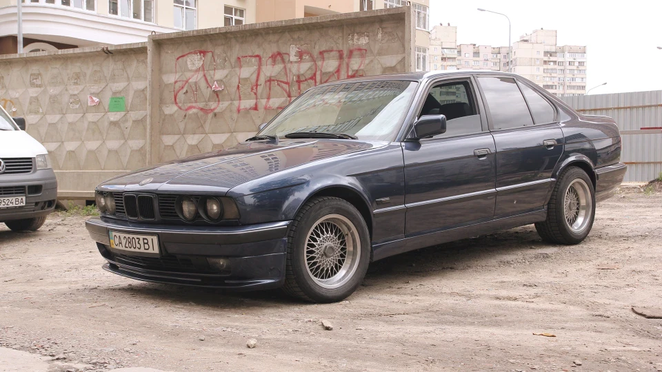BMW 5 series M50B30 5