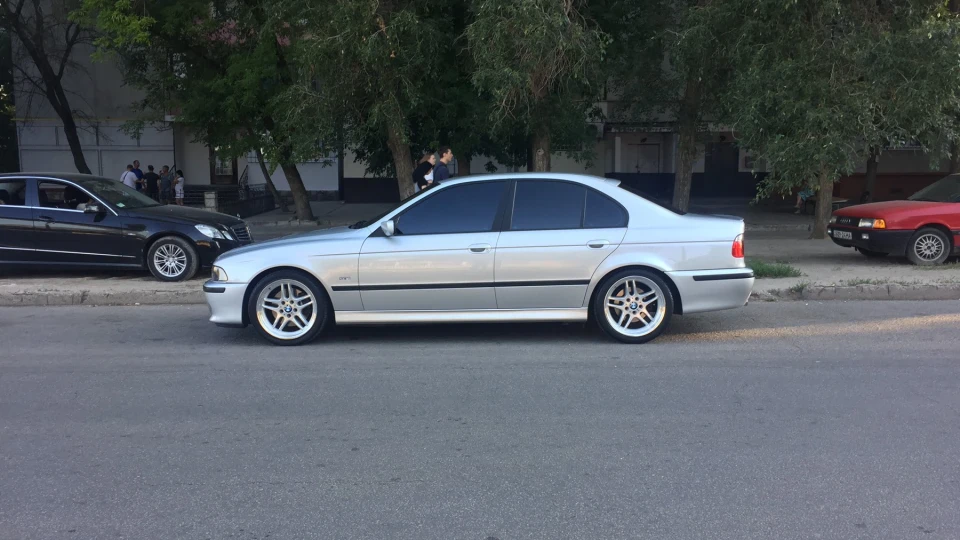 BMW 5 series M54 B25 ///М-Technic 2