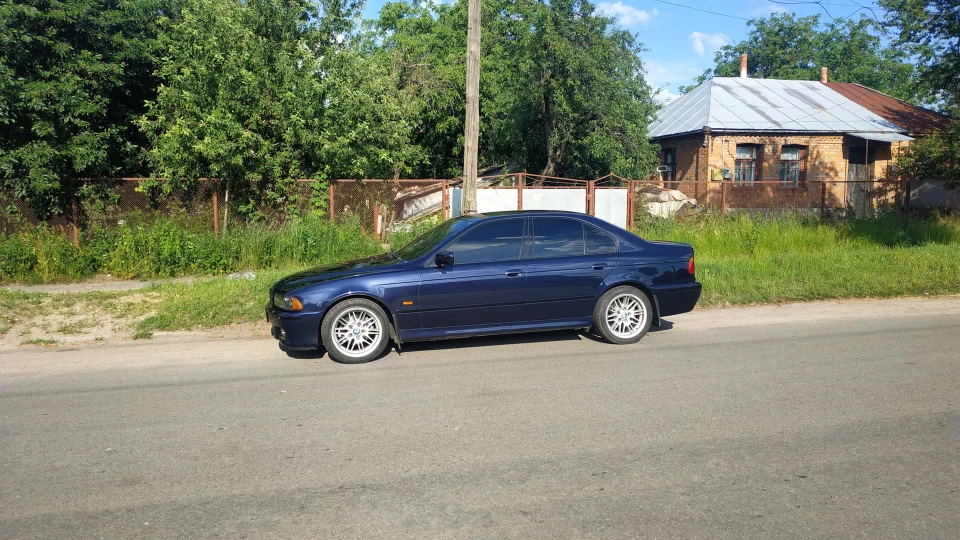 BMW 5 series M57 NightBlue 3