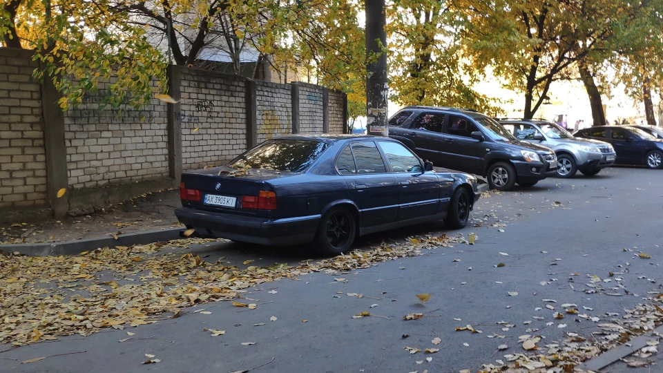 BMW 5 series M60B30 2