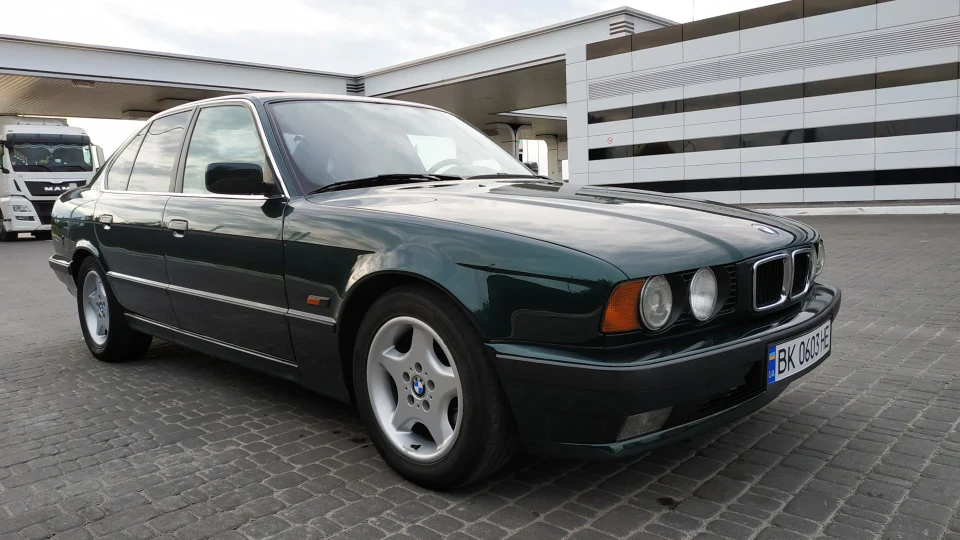 BMW 5 series Oxford Green LSD 2