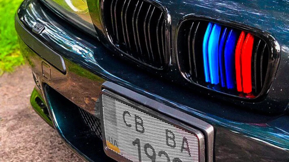 BMW 5 series Oxford Green 3