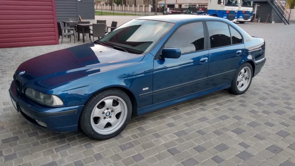 BMW 5 series PERLE 3