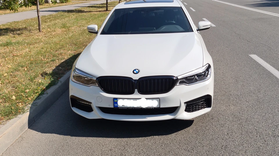 BMW 5 series Plug-in Hybrid 2