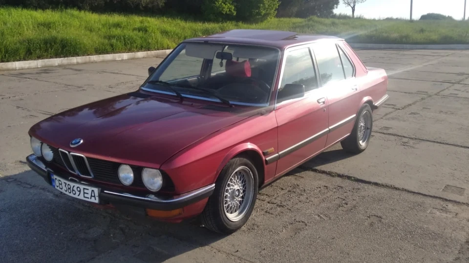 BMW 5 series Red Shark