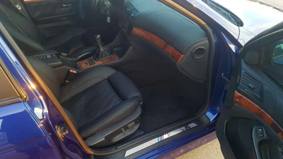 BMW 5 series San Marino Blue 2