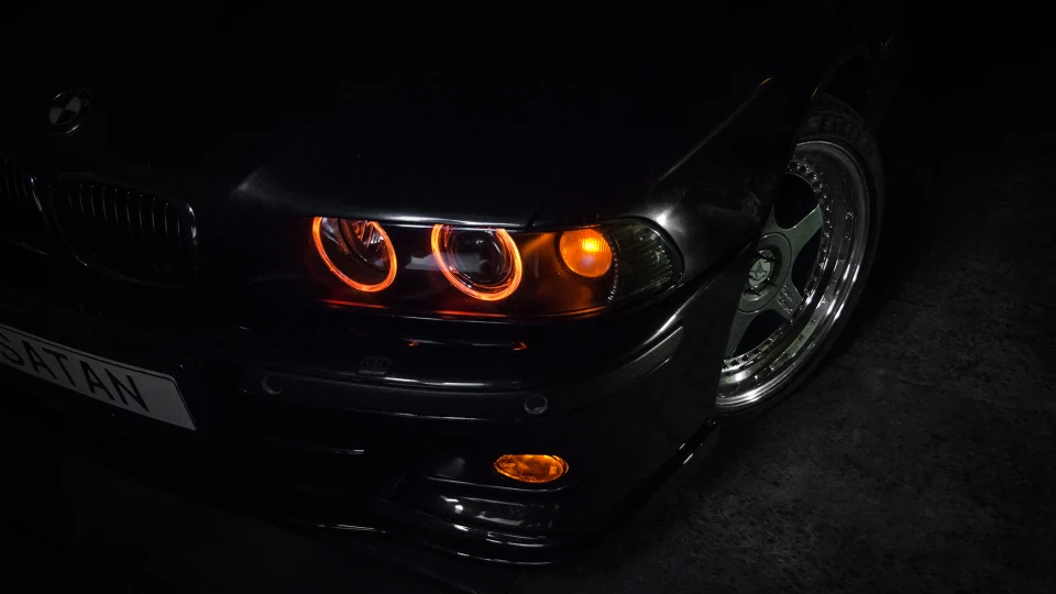 BMW 5 series SATAN тепер 4.4 2