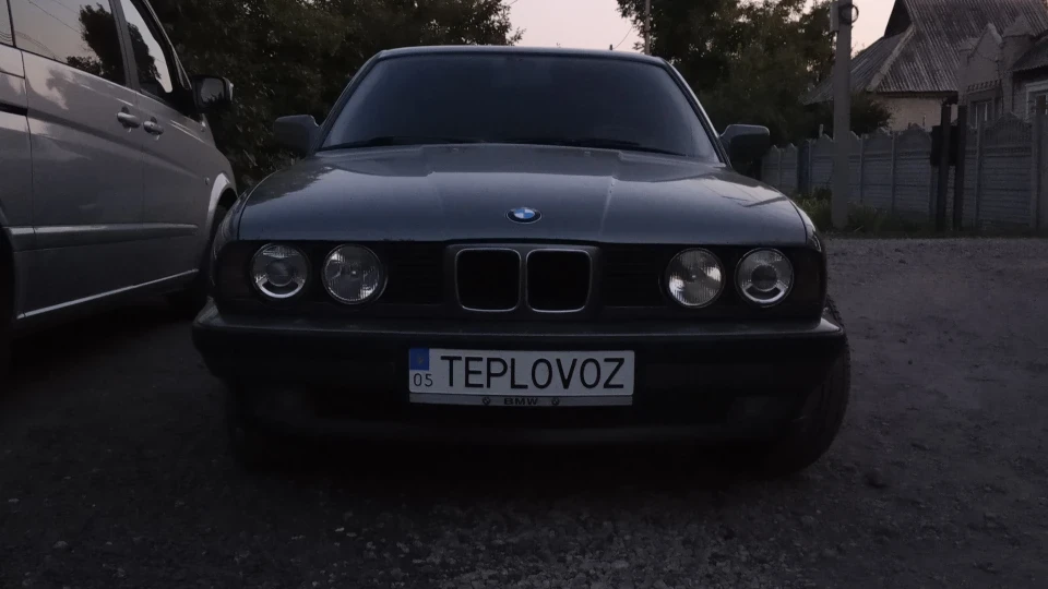 BMW 5 series Сірий TEPLOVOZZZ 3