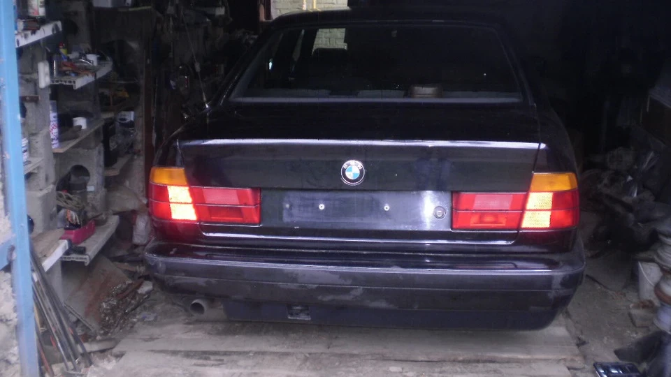 BMW 5 series Та сама Багіра Е34 520 3