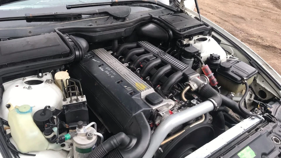 BMW 5 series TDS ALPINWEISS 300