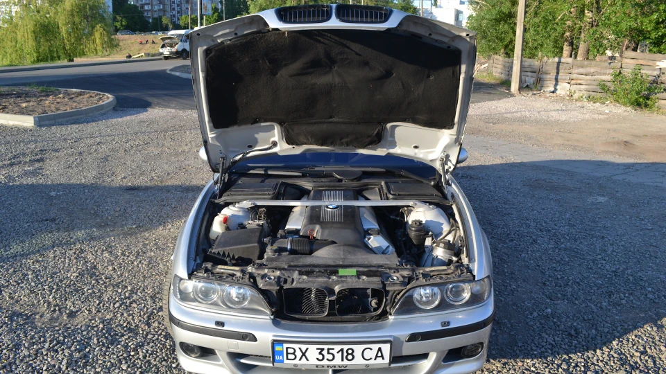 BMW 5 series Titansilber 2