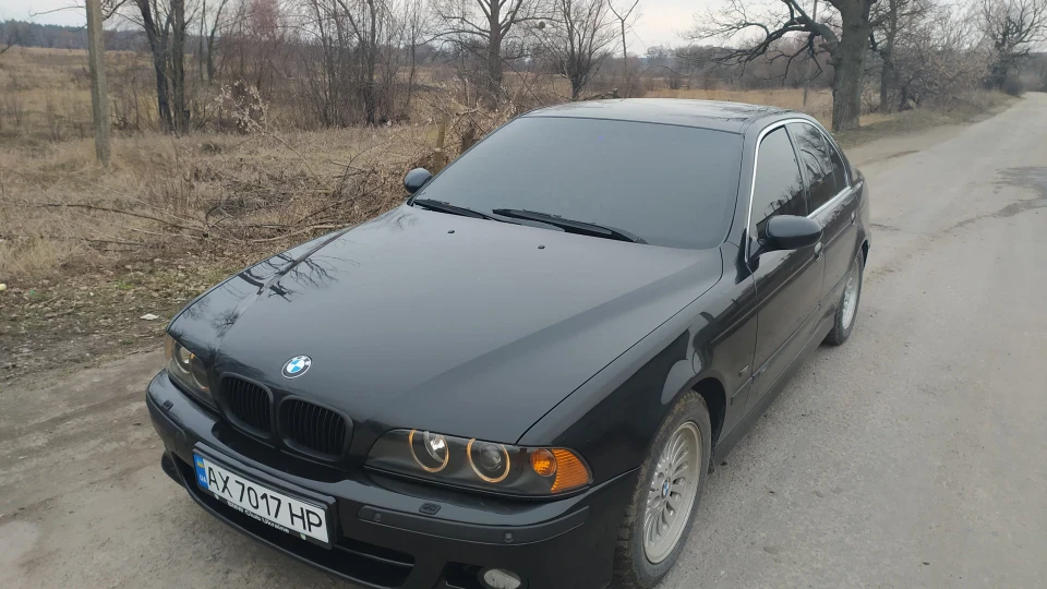 BMW 5 series V8 535 3