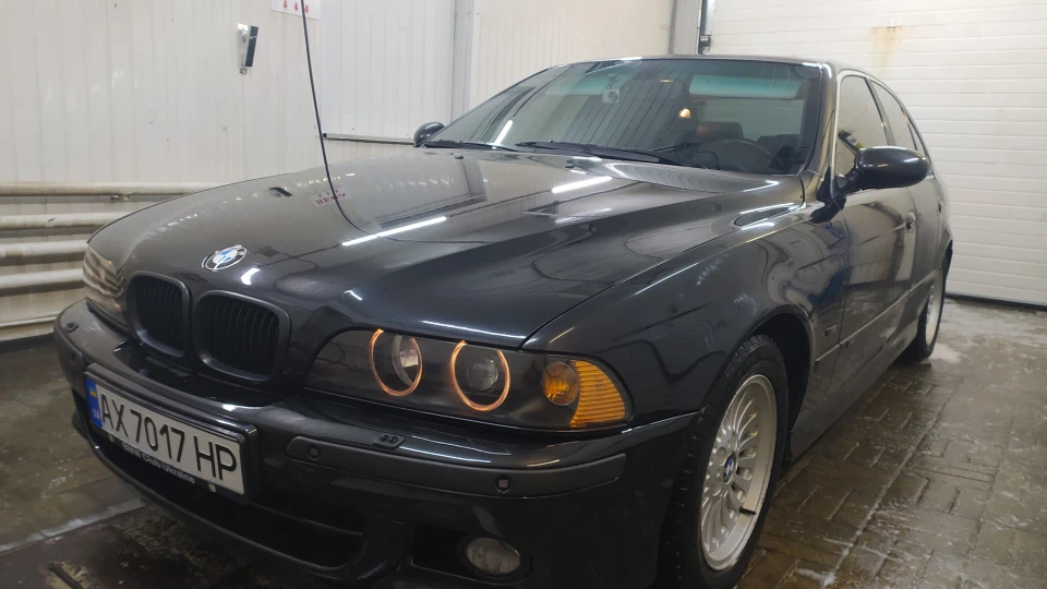 BMW 5 series V8 535 4