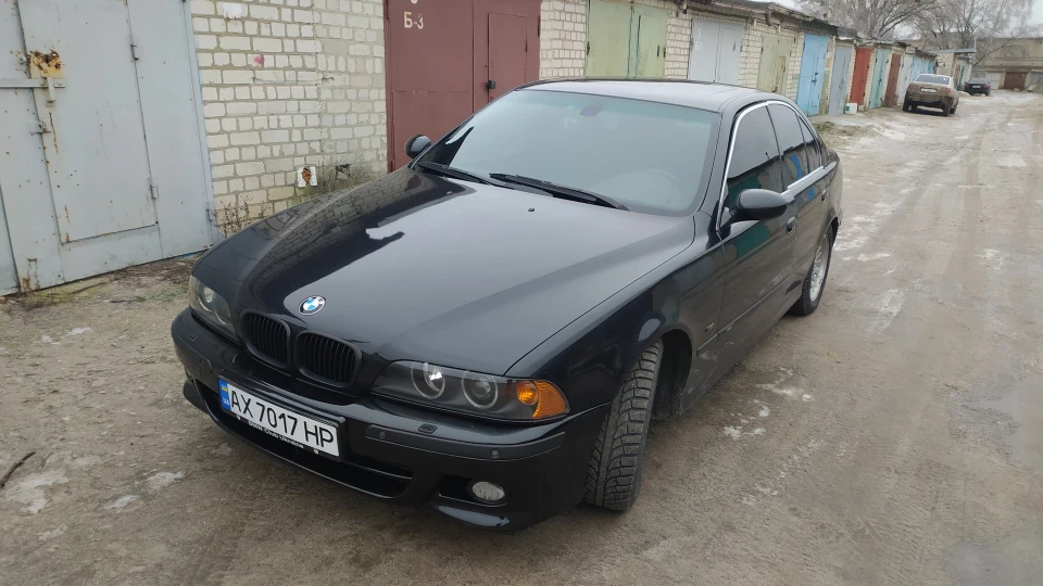 BMW 5 series V8 535 5