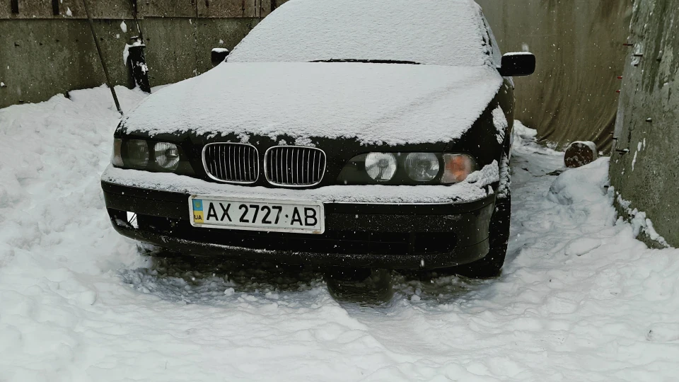 BMW 5 series V8 POWER 2