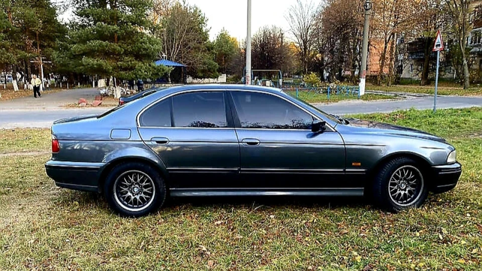 BMW 5 series V8 Power