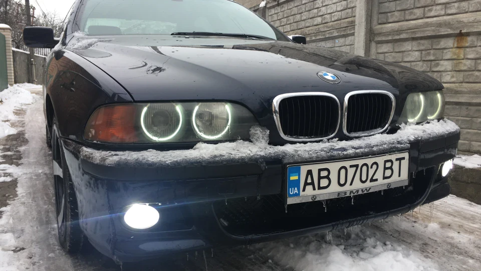 BMW 5 series V8