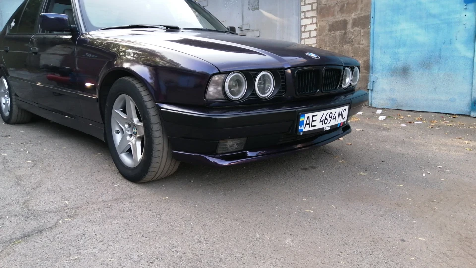 BMW 5 series Violett 3