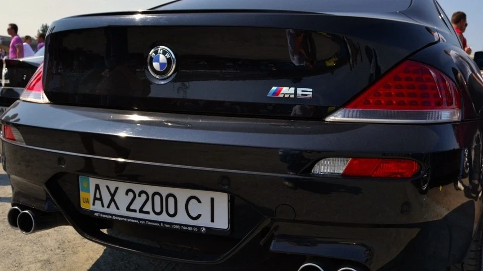BMW 6 series Гармата в M пакеті 5