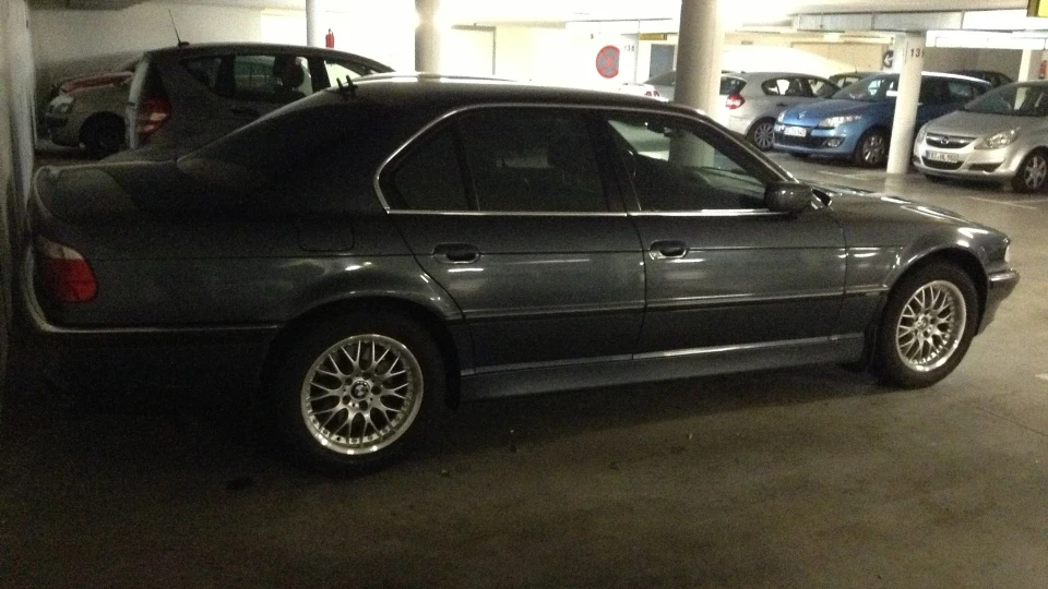 BMW 7 series 4