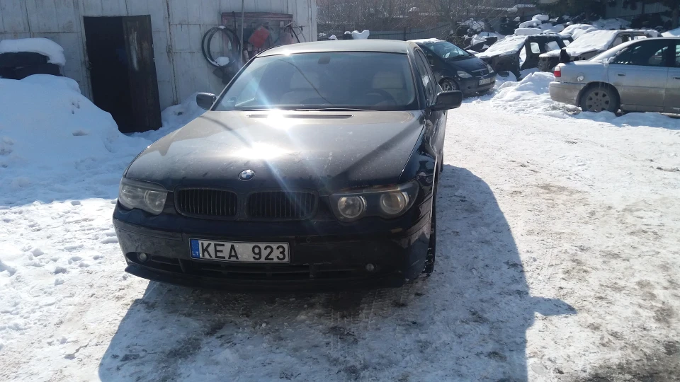 BMW 7 series 2