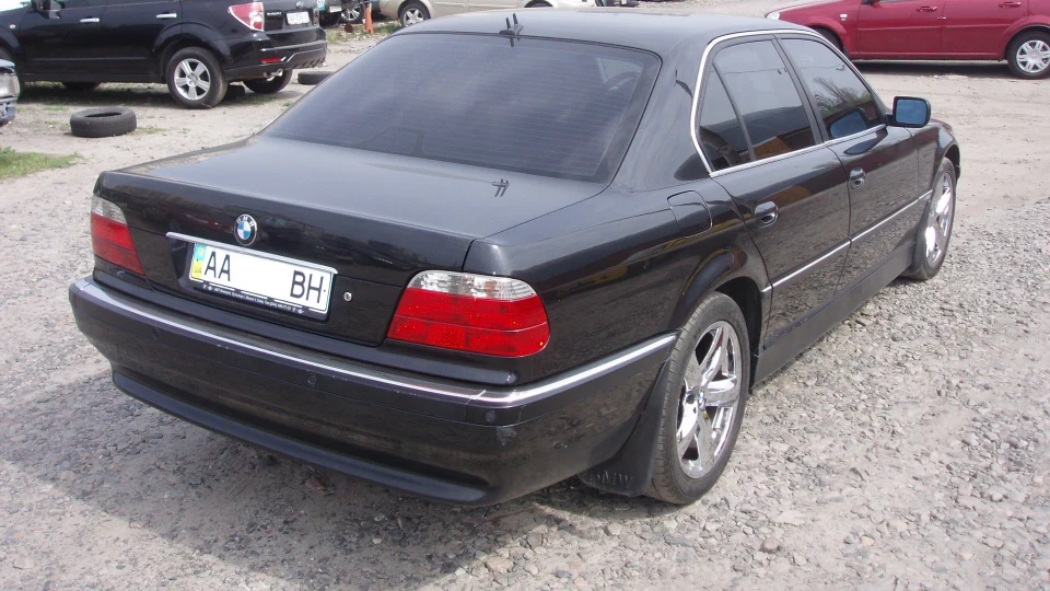 BMW 7 series 4