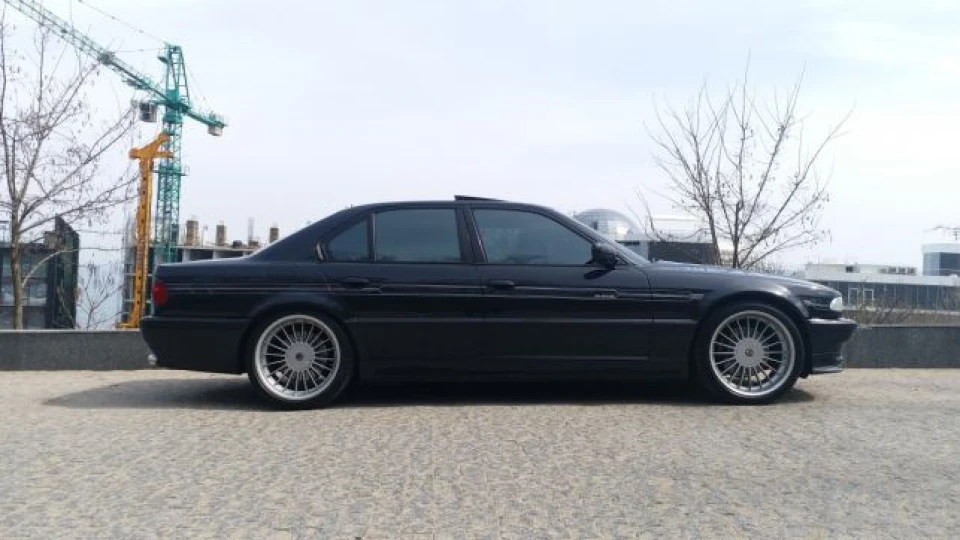 BMW 7 series 2