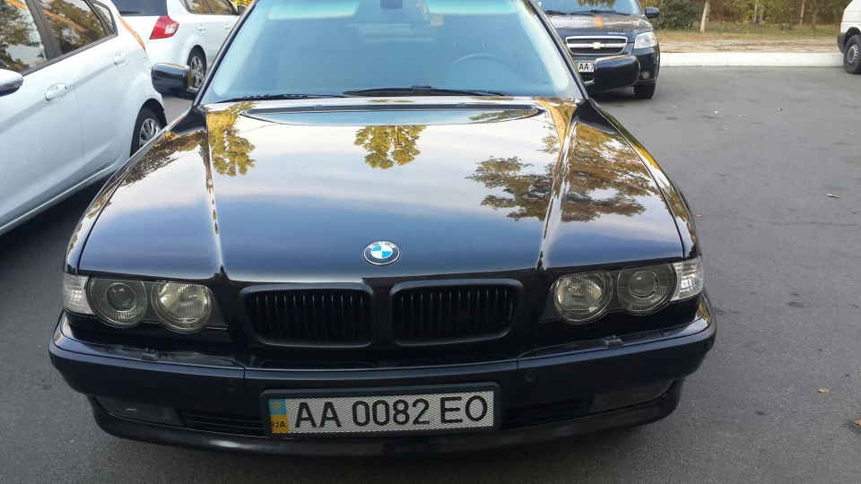 BMW 7 series 2