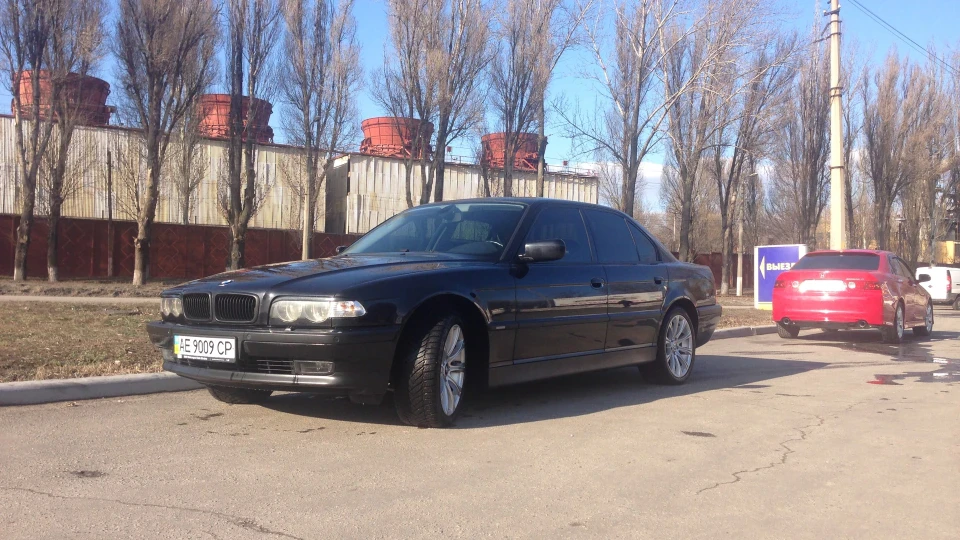BMW 7 series 3