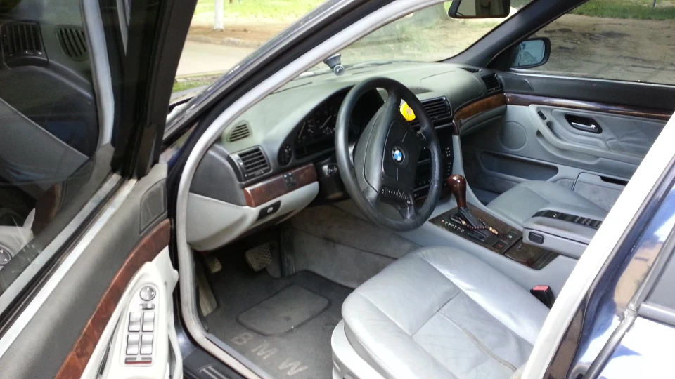 BMW 7 series 4