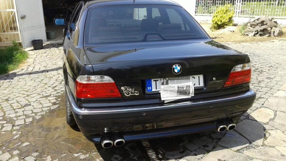 BMW 7 series 2