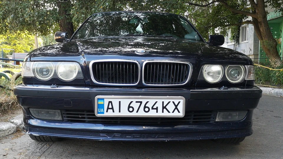 BMW 7 series 3