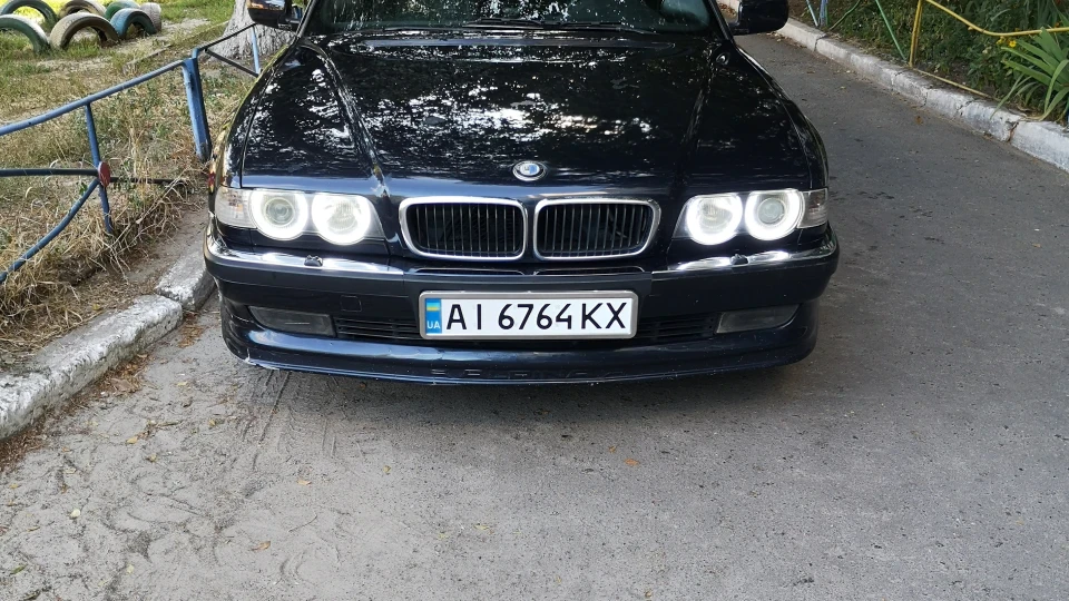 BMW 7 series 4