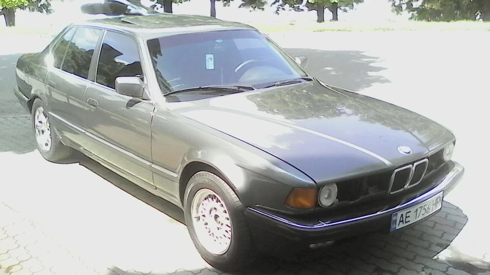 BMW 7 series 2