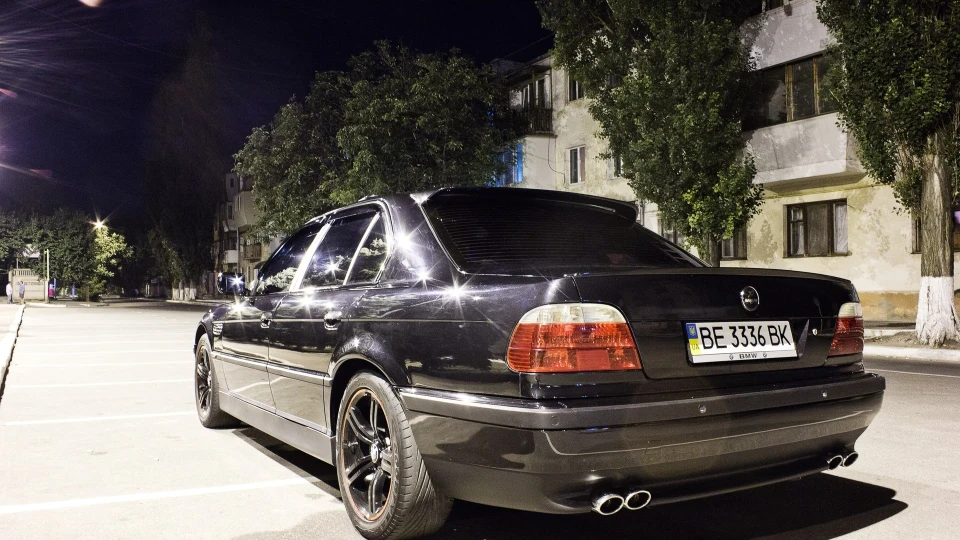 BMW 7 series 4