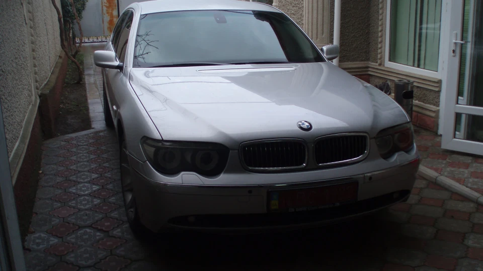 BMW 7 series 2