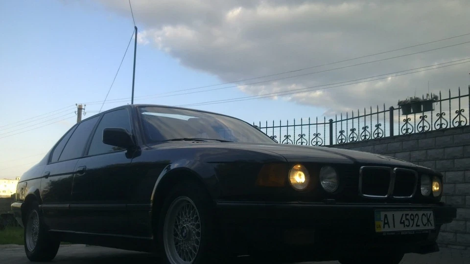 BMW 7 series 2