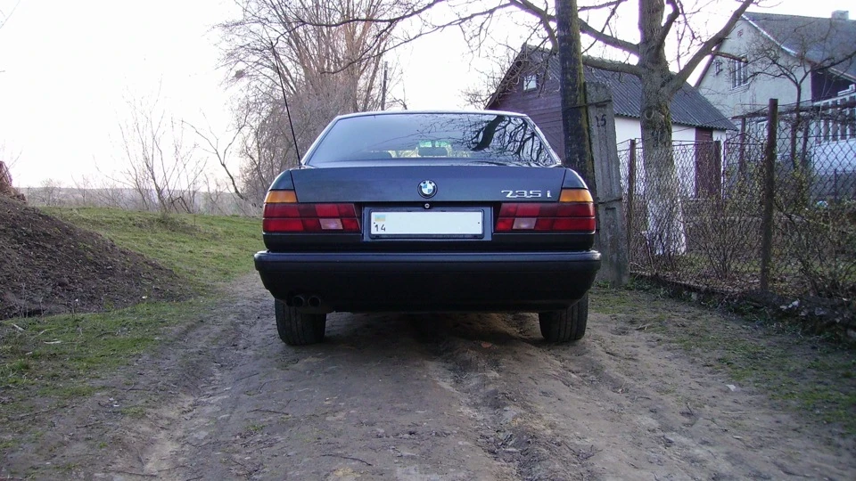 BMW 7 series 2