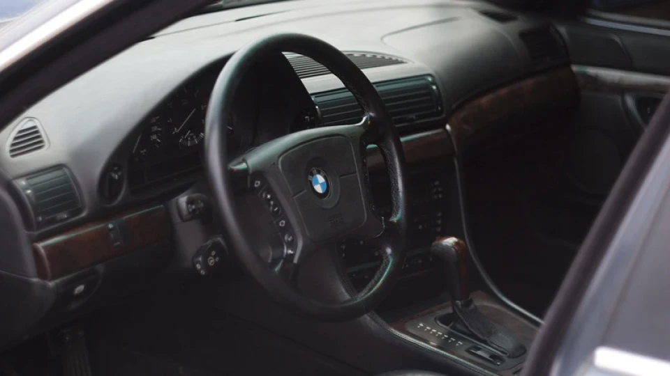 BMW 7 series 2